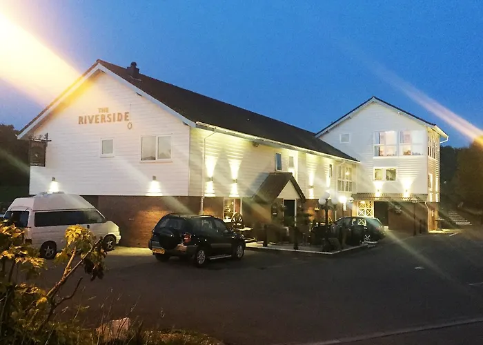 The Riverside Inn