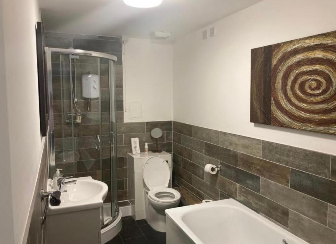 The Riverside Inn 3*